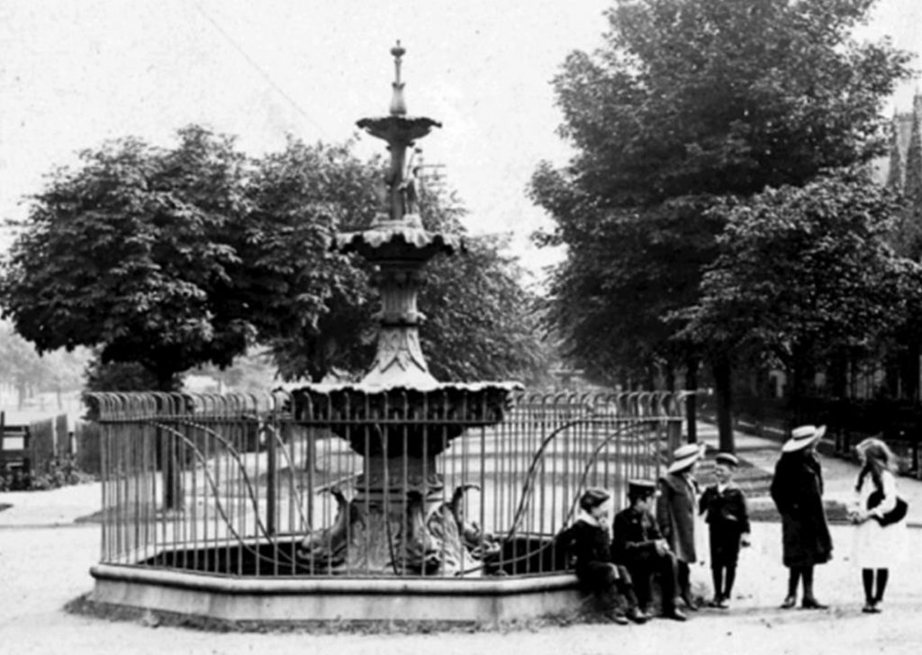 Victoria Fountain group celebrates success