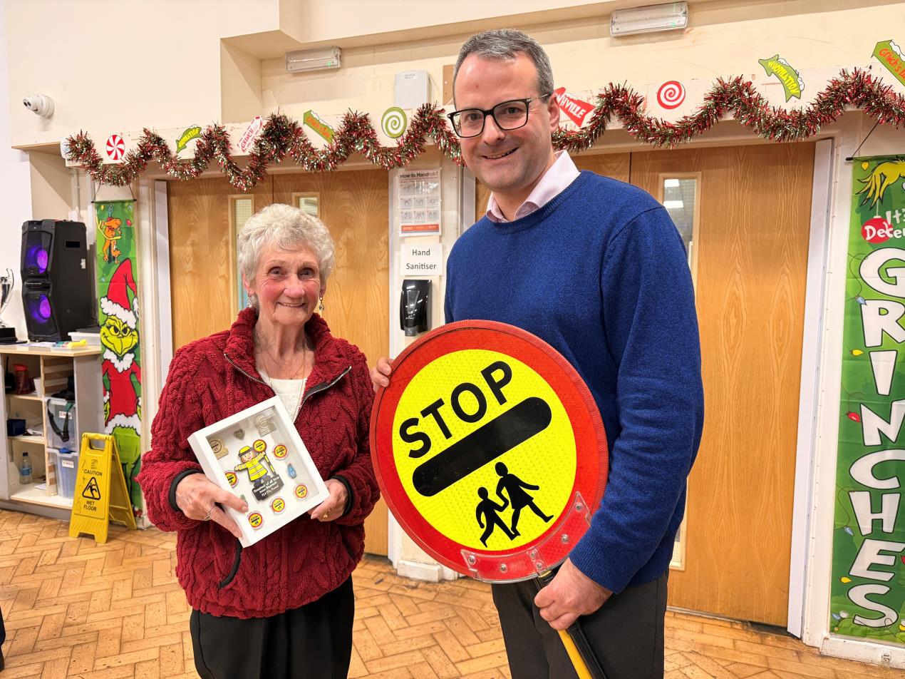 ‘Remarkable’ school crossing patrol officer retires after 28 years of ...